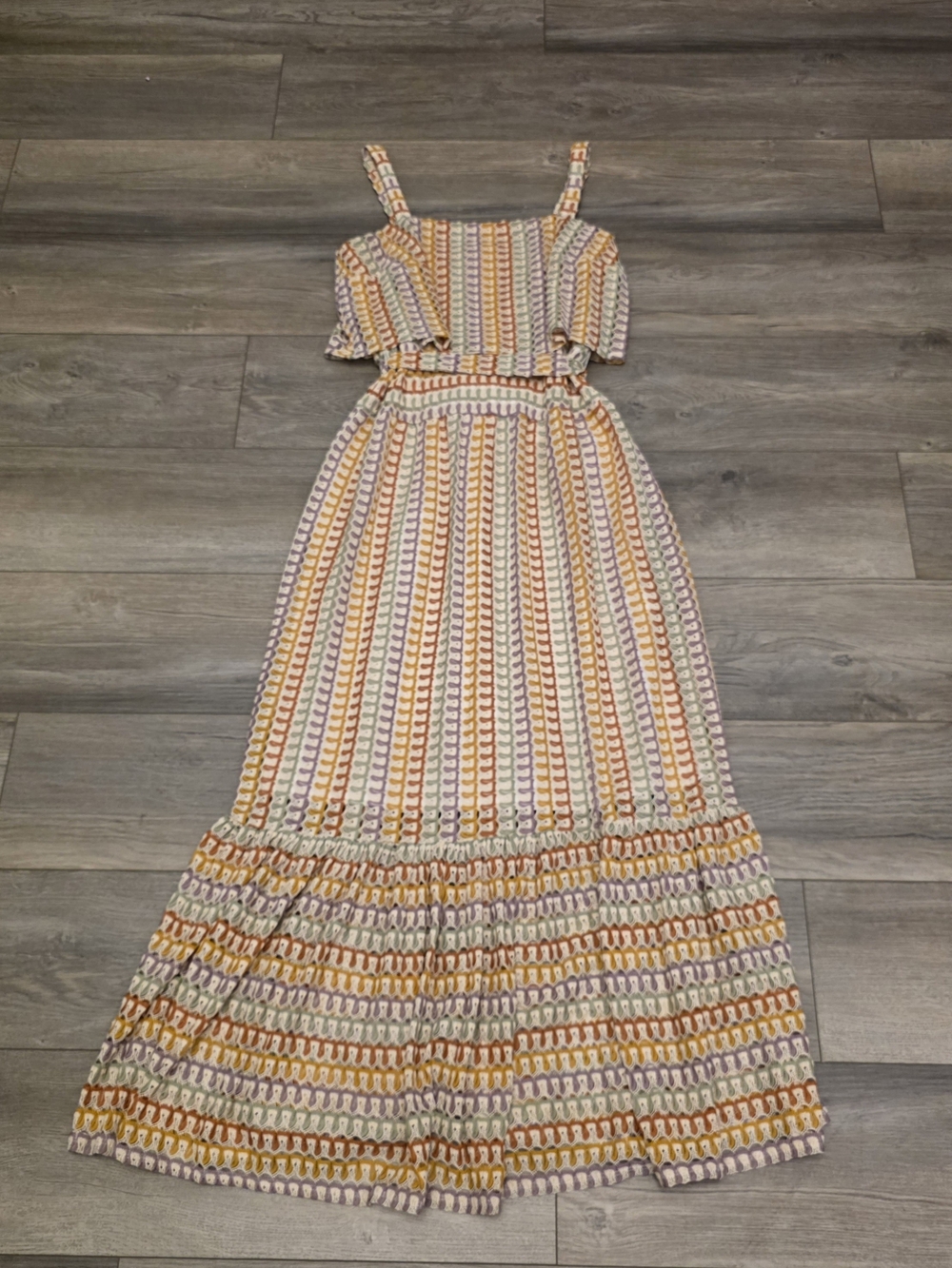Melonie T Striped Crochet-Style Cutout Tiered Maxi Dress Size 8.